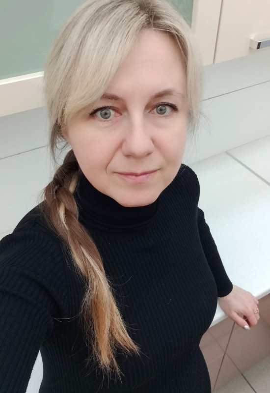 Maria • 48 • Russia