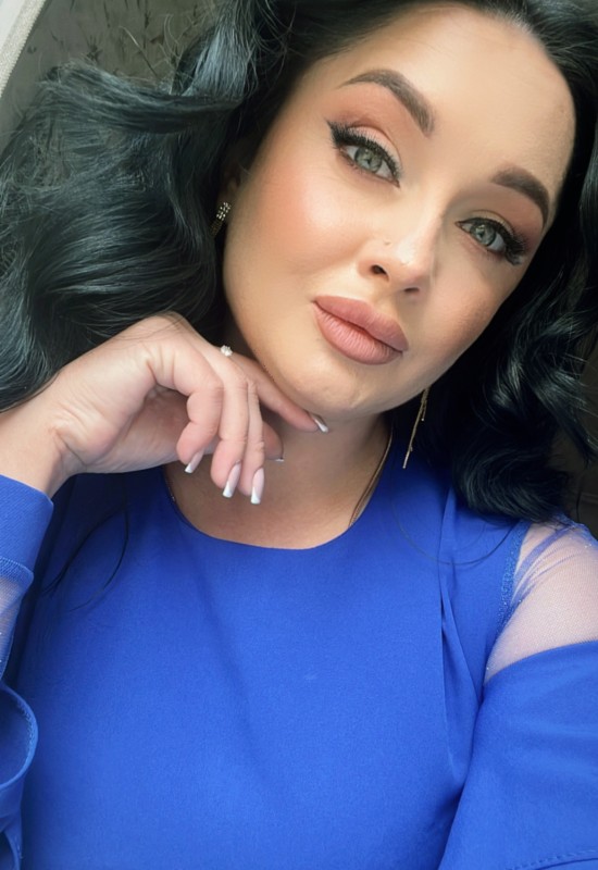 Ekaterina • 32 • Украина