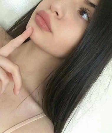 Karina, 27