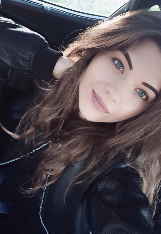 Ekaterina • 34 • Україна