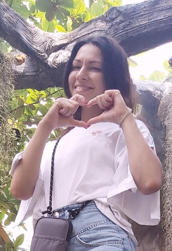 Natalia • 40 • Russia