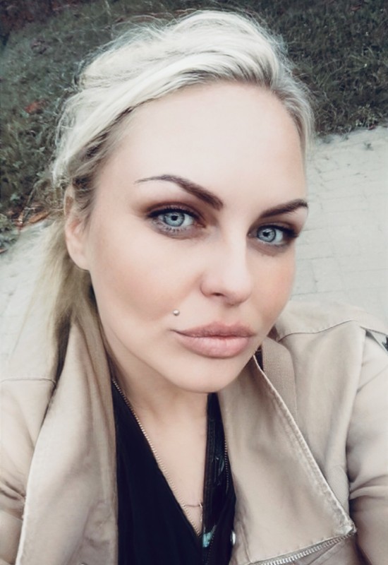 Inessa • 41 • Biélorussie