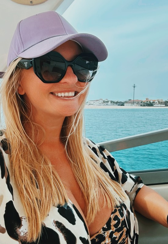 Iya • 39 • Russie