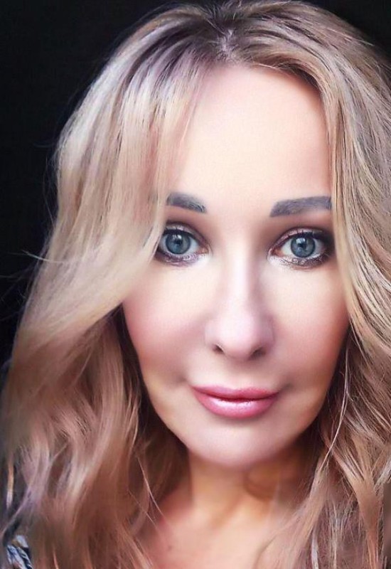 Tanya • 48 • Russie