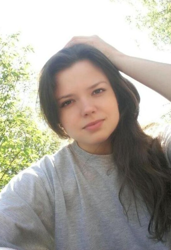 Oksana • 37 • Ukraine