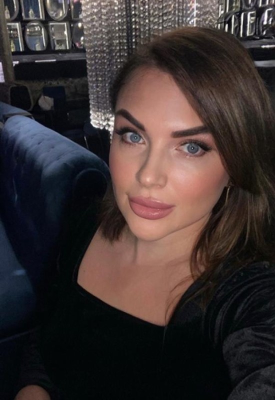 Kristina • 43 • Росія