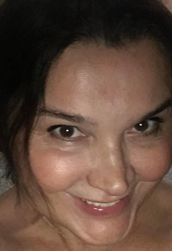 Larissa • 58 • Russie