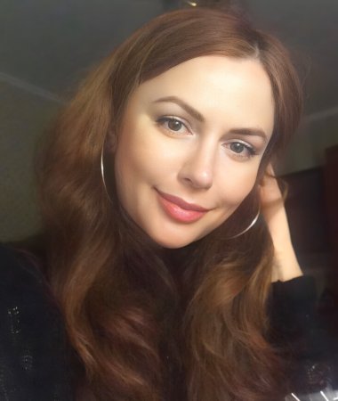 Esenia, 48