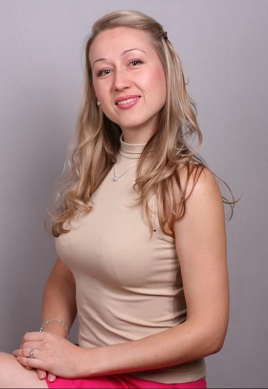 Ekaterina • 45 • Russie