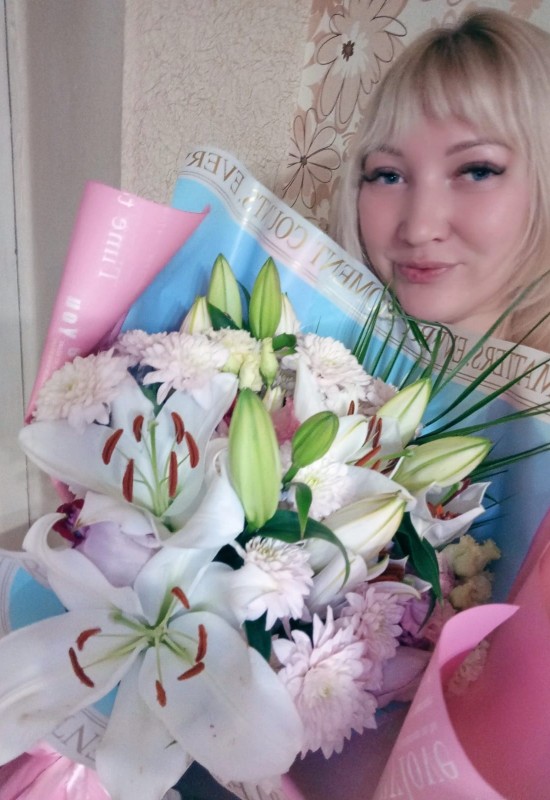 Marina • 43 • Russia