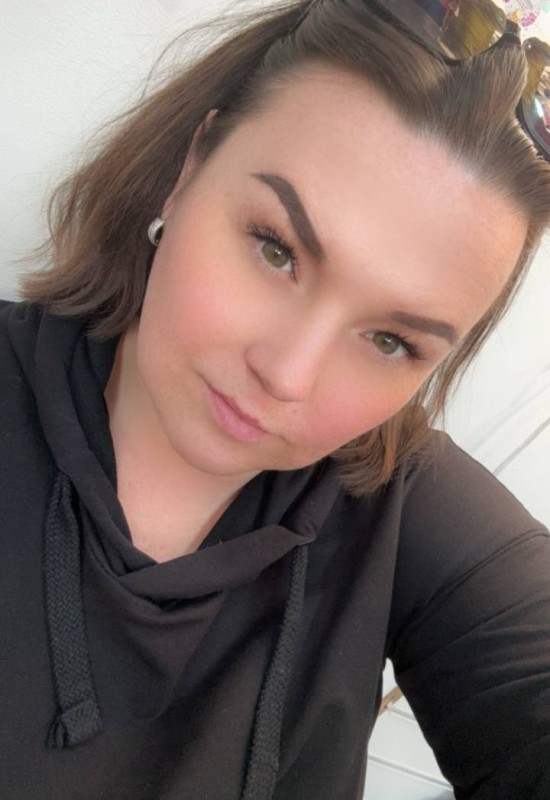 Yulia • 38 • Russia