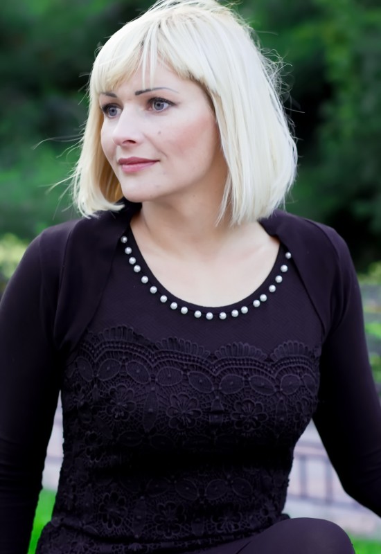 Olga • 40 • Росія