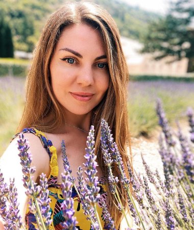Olga , 43