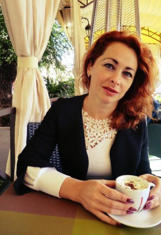 Tatiana • 49 • Украина