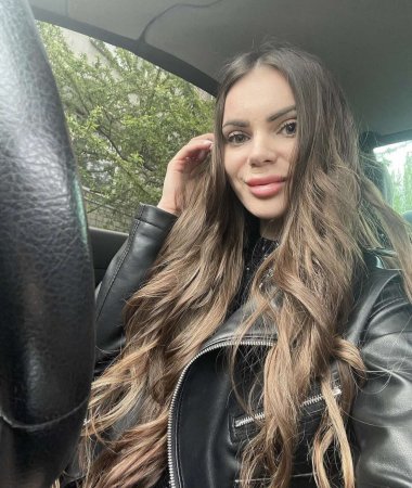 Olena, 28
