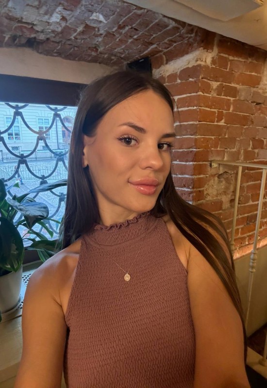 Anastasia • 24 • Ukraine