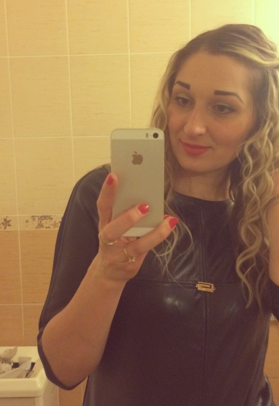 Viktoria • 42 • Ukraine