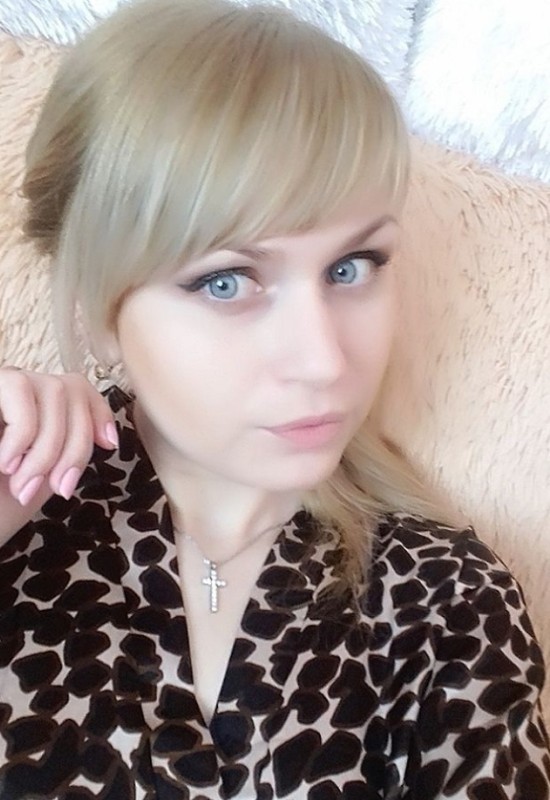 Svetlana • 30 • Russie