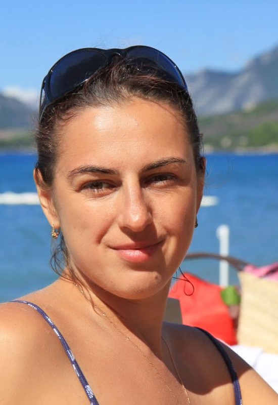 Natalka • 49 • Ukraine