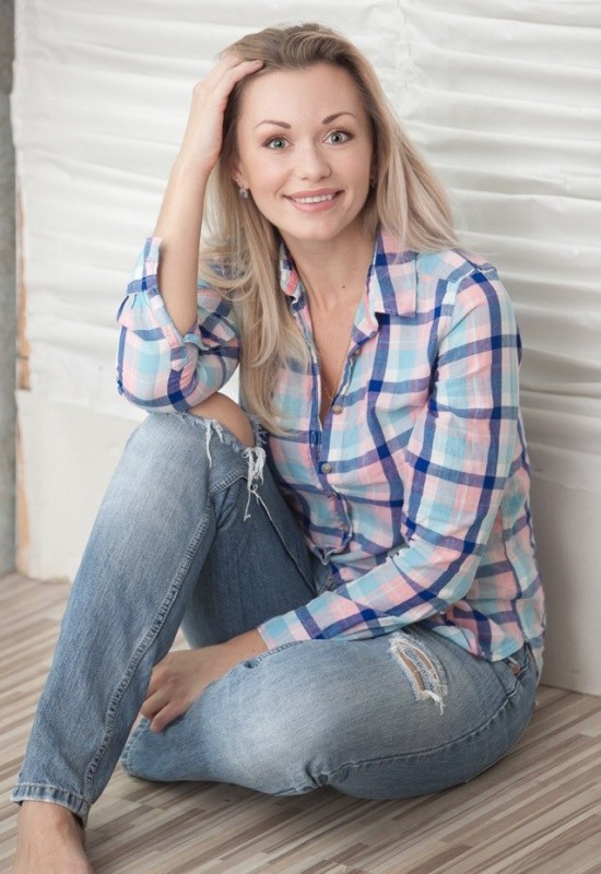 Marina • 45 • Білорусь