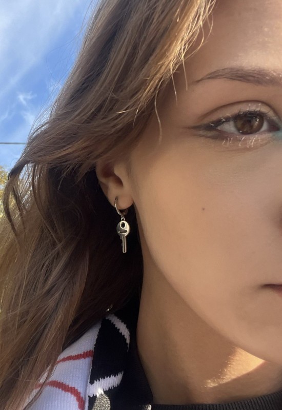 Olga • 21 • Russie