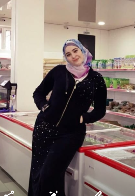 Mariam • 39 • Russia