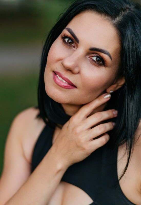 Helen • 41 • Ukraine