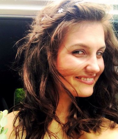 Yana, 38