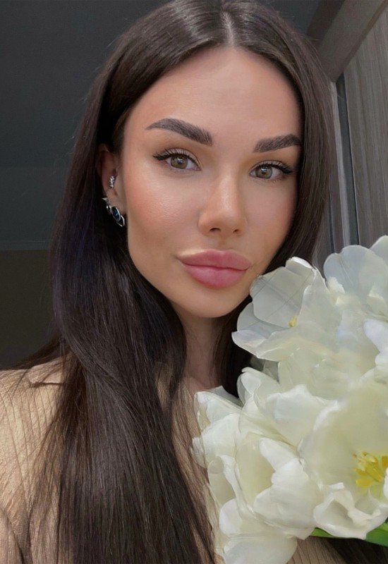 Tanya  • 32 • Russie