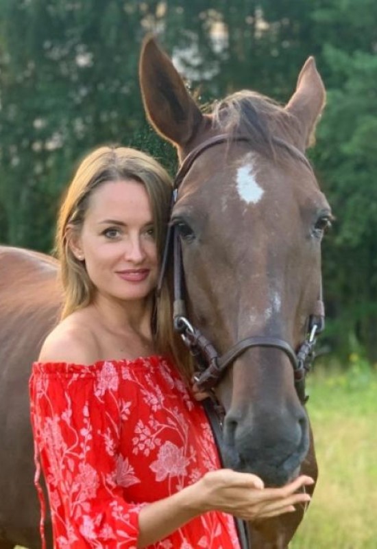 Veronika • 41 • Russie