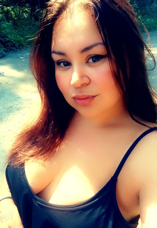 Lyubov • 31 • Russia