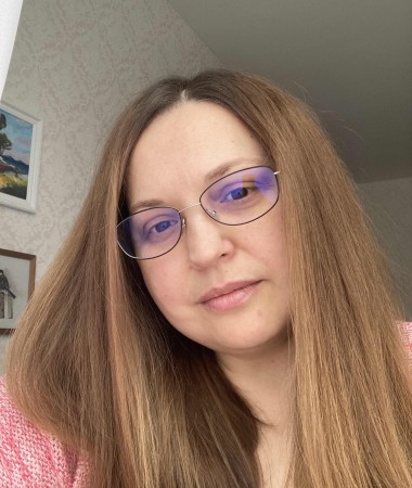 Svetlana, 49