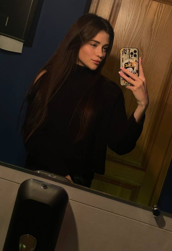 Kateryna • 26 • Ukraine 🇺🇦