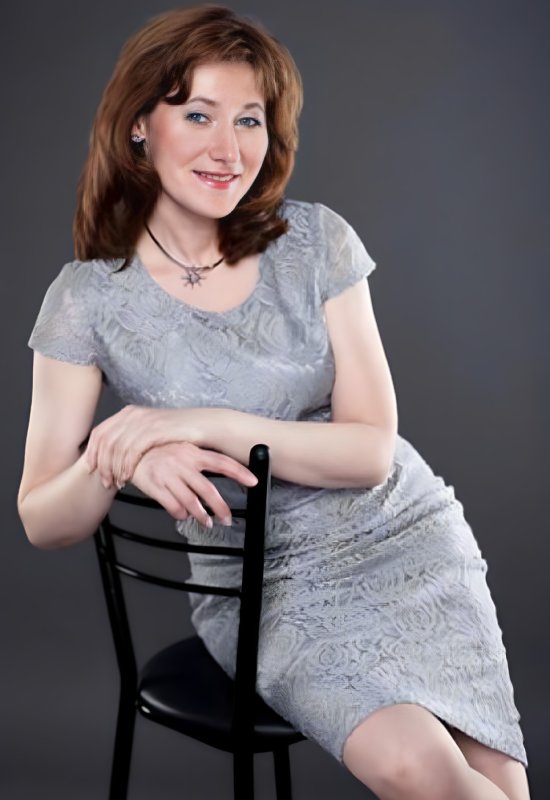 Larisa • 61 • Russia