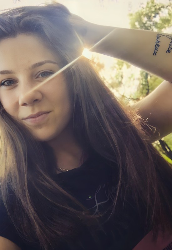 Tanya • 37 • Ukraine