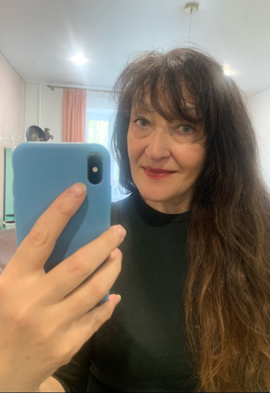 Natasha • 56 • France