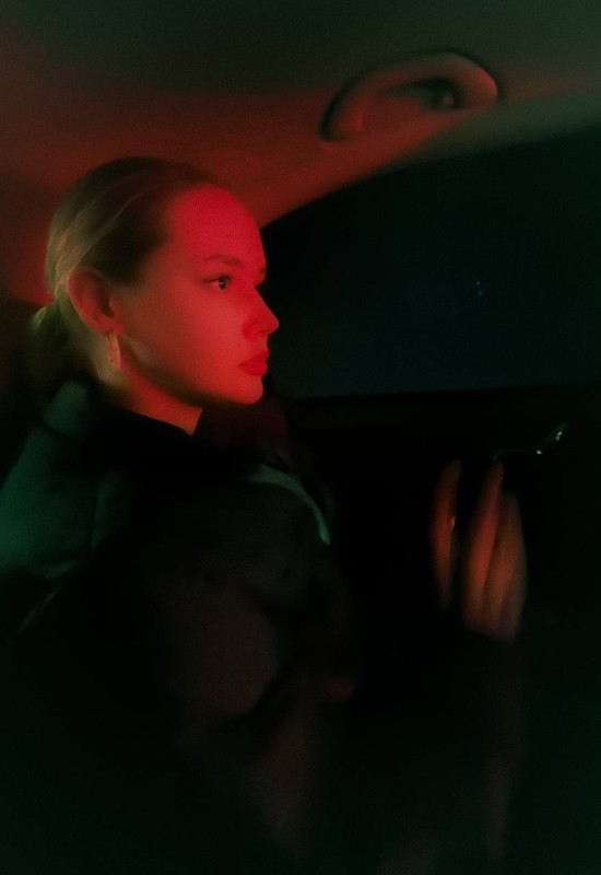 Eliza • 26 • Russia