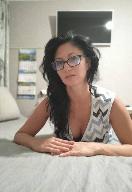 Olga • 39 • Russie