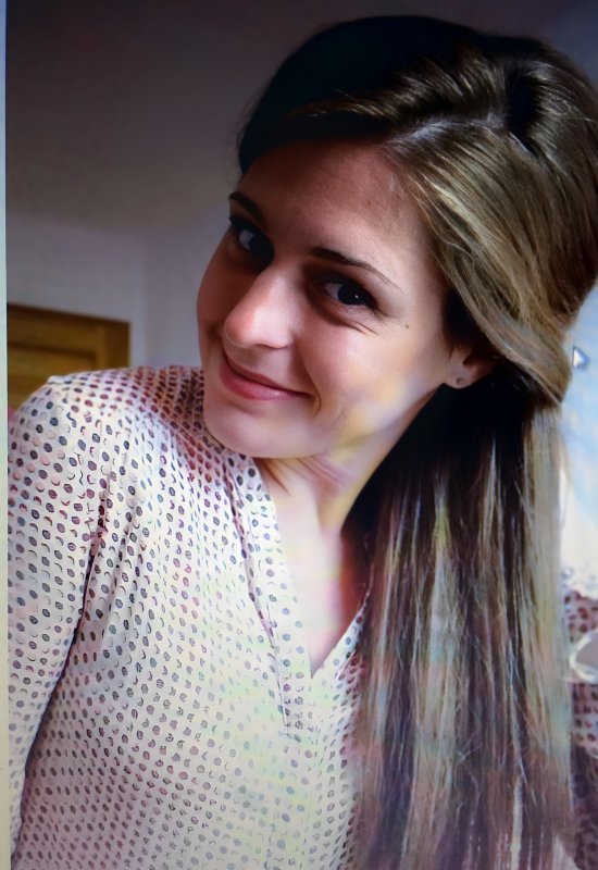 Victoria • 41 • Pologne