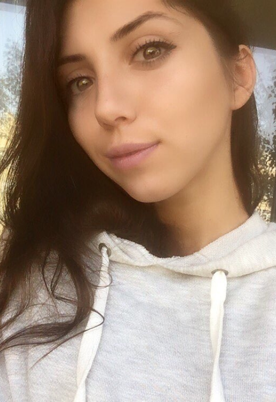 Victoria  • 31 • Biélorussie