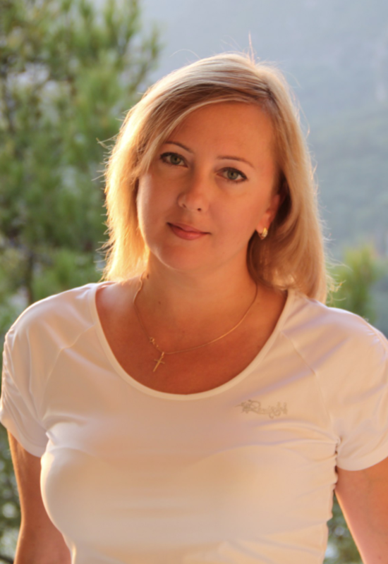 Oksana • 54 • Russia