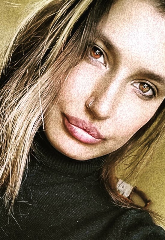 Tanita • 27 • Russia