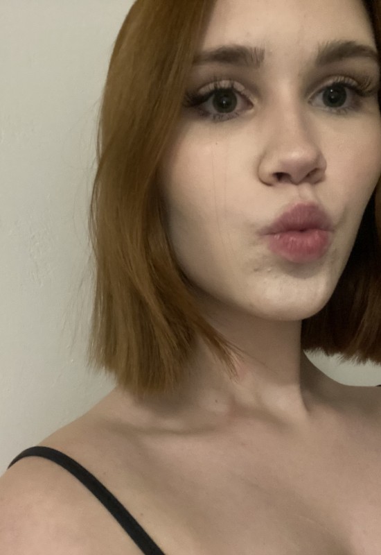 Karina • 19 • Russia