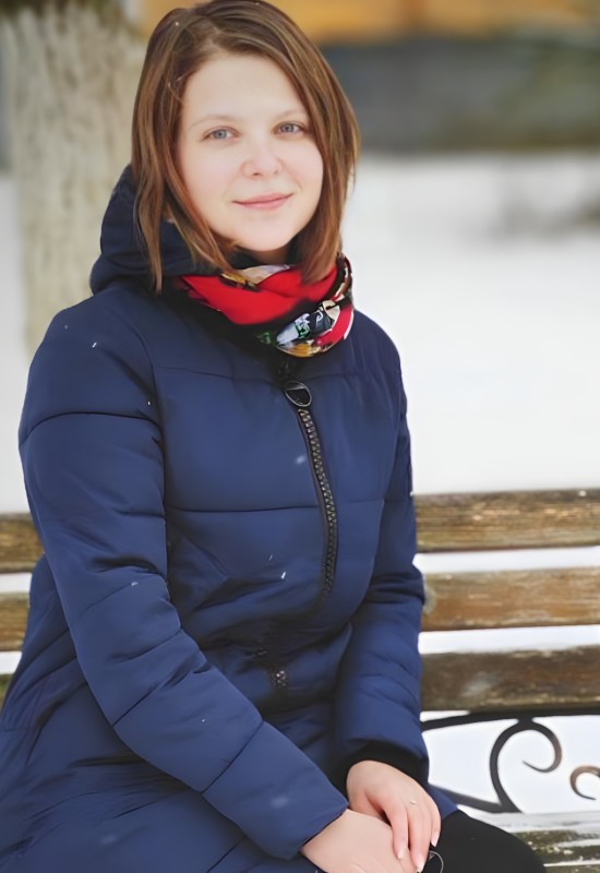 Anna • 29 • Білорусь