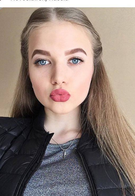 Olya • 38 • Germany