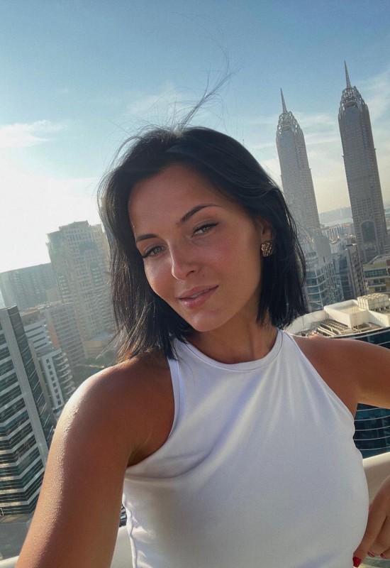 Larisa • 37 • Україна