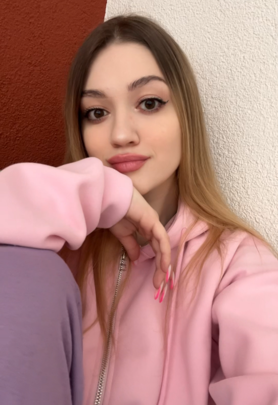 Anastasia  • 29 • Russia