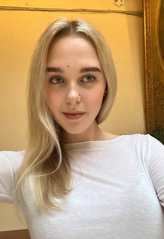 Daria • 40 • Poland