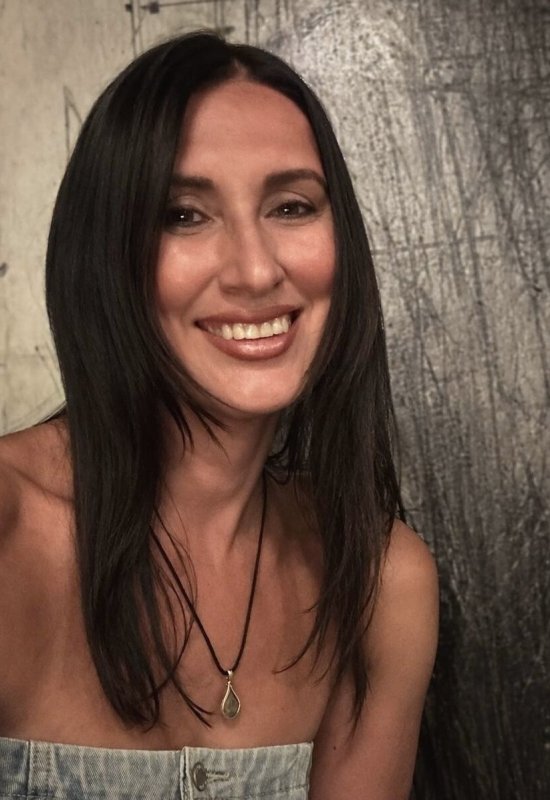 Yana • 46 • Russia