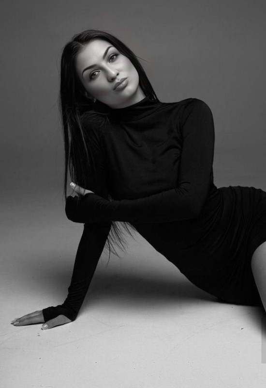 Katya • 31 • Ukraine 🇺🇦